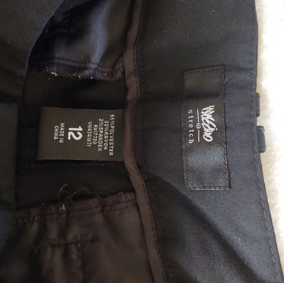 Mossimo straight leg black pants size women's 12 - Picture 4 of 5